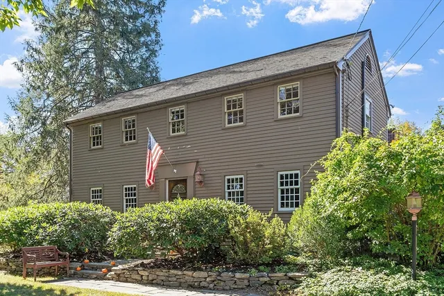 $921,500 | 24 Fairbank Street, Harvard, MA 01451