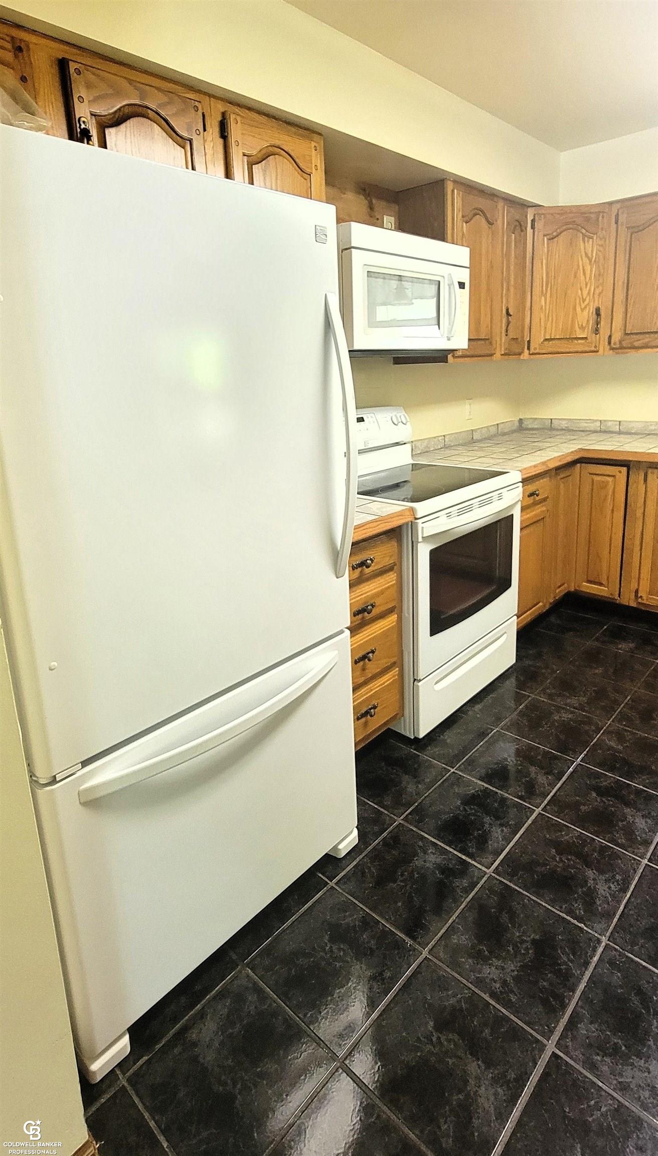 262 West Burnside Road Fostoria, MI 48435 - Photo 7 of 23 50142259-dc4334c9-90f8-4387-9c6a-d97971ff875d.JPG