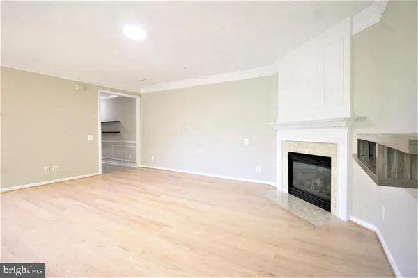 $2,642 | 12624 Fair Crest Court, Unit 304, Fairfax, VA 22033