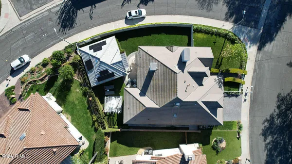 $2,100,000 | 2181 Brookfield Drive, Thousand Oaks, CA 91362