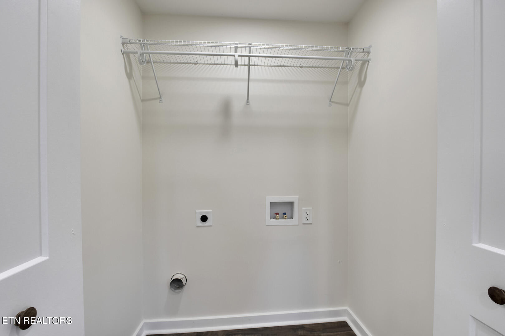 1004 Craig Road Knoxville, TN 37919 - Photo 27 of 44 27_CraigRoad_1004_Laundry
