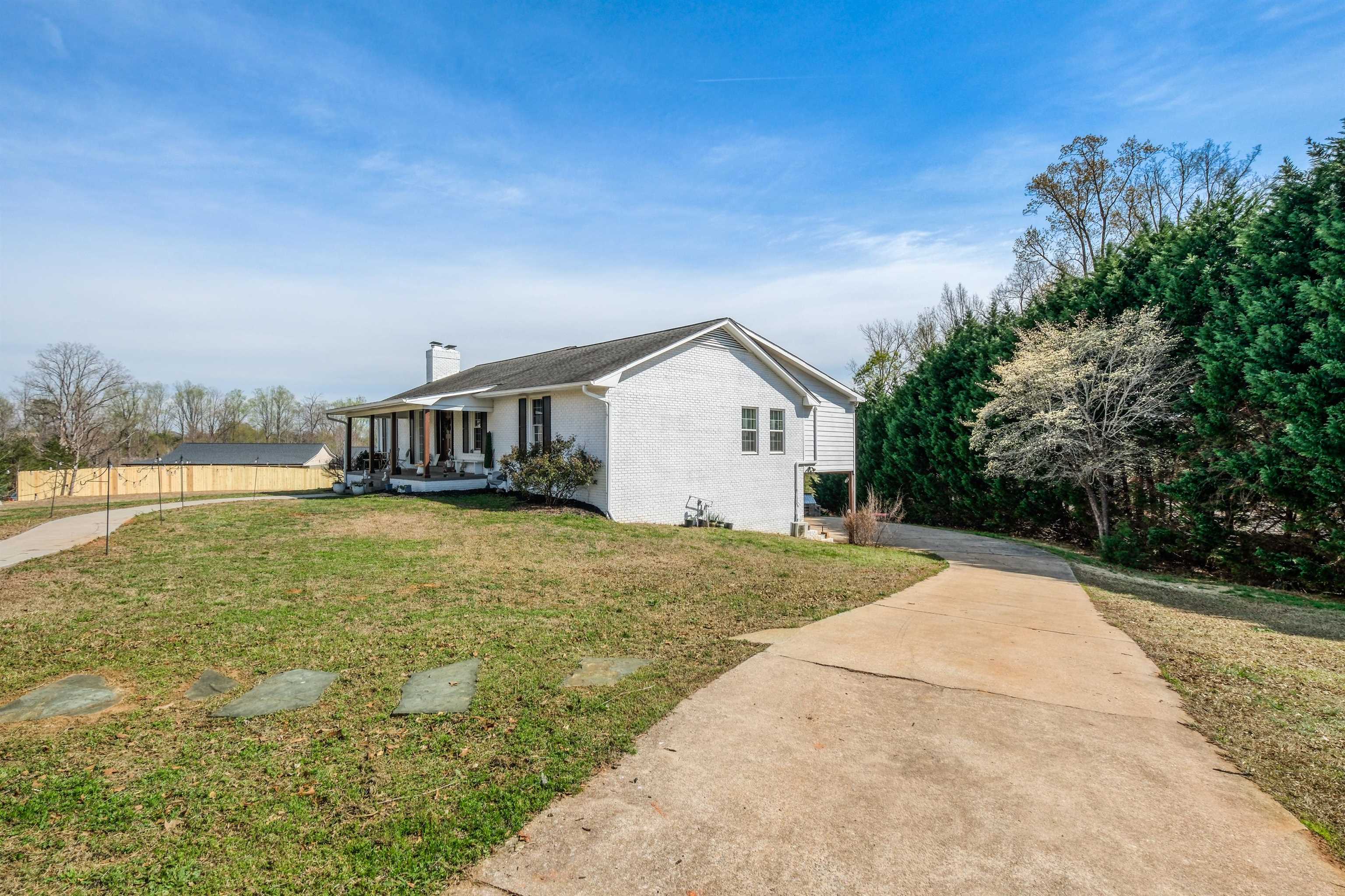 3611 Pennington Road Greer, SC 29651 - Photo 2 of 50