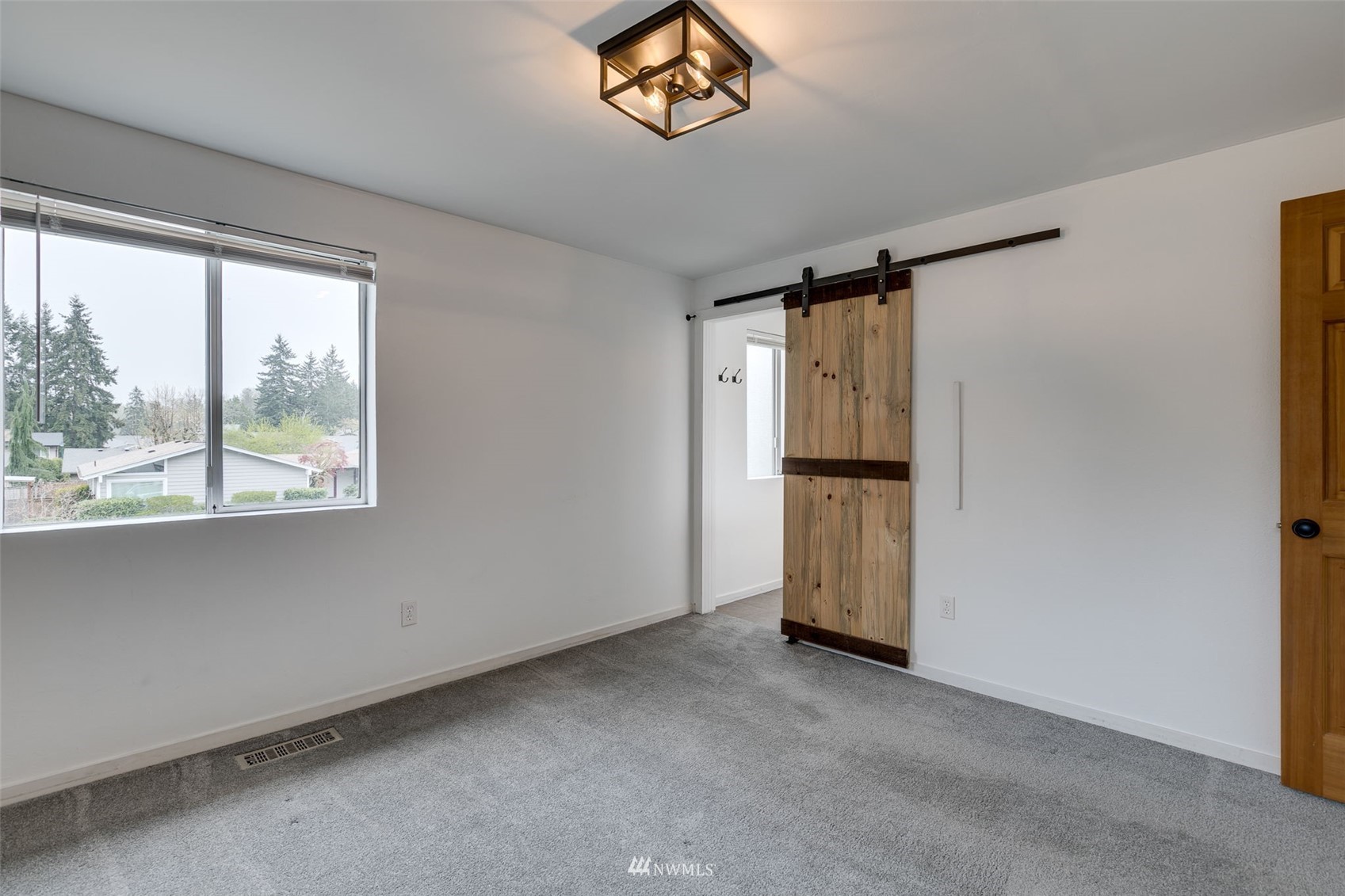 13248 160th Place Southeast Renton, WA 98058 - Photo 16 of 28 Gallery Image 16
