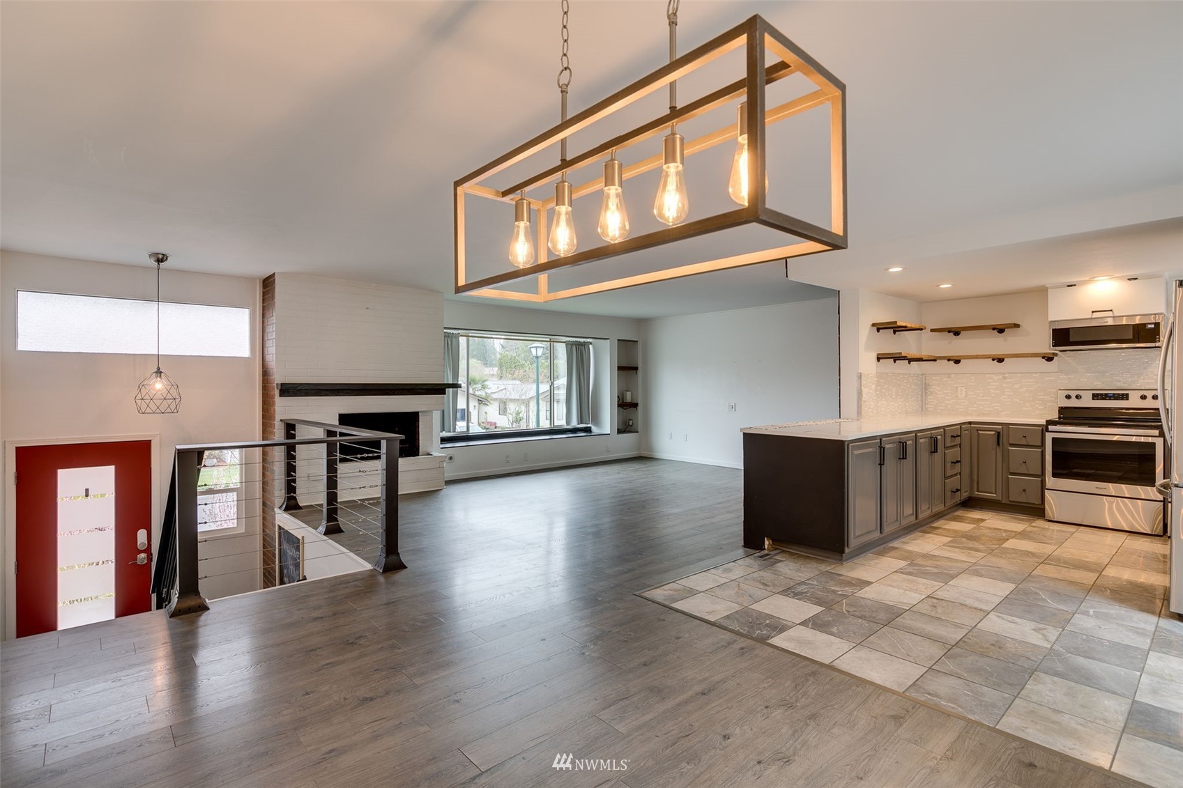 13248 160th Place Southeast Renton, WA 98058 - Photo 6 of 28 Gallery Image 6