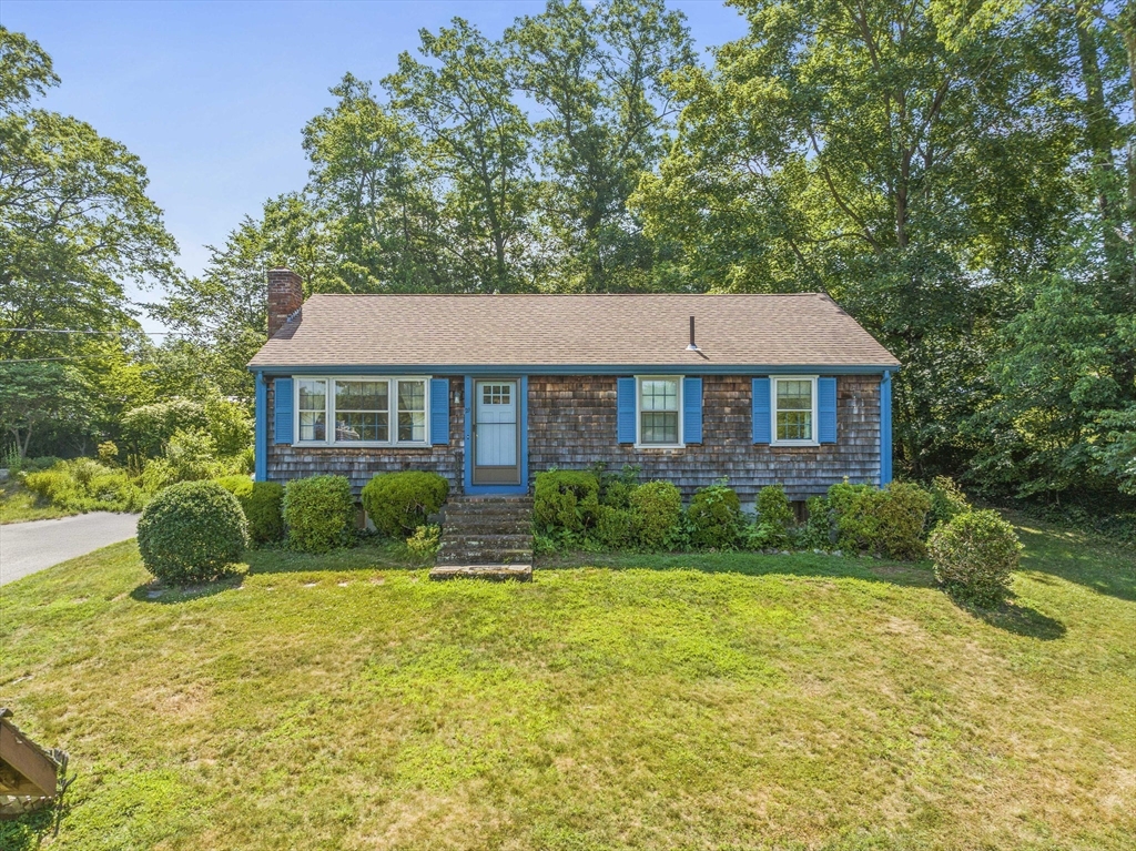 21 Jay Road Weymouth, MA 02190 - Photo 1 of 37 Gallery Image 1