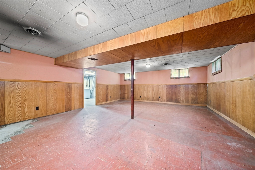 21 Jay Road Weymouth, MA 02190 - Photo 25 of 37 Gallery Image 25