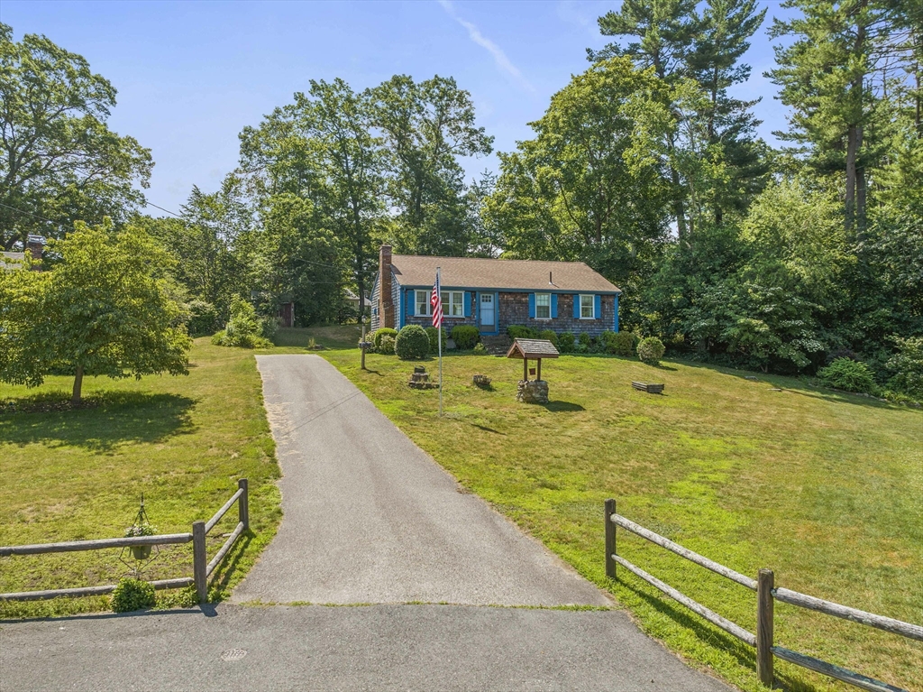 21 Jay Road Weymouth, MA 02190 - Photo 3 of 37 Gallery Image 3