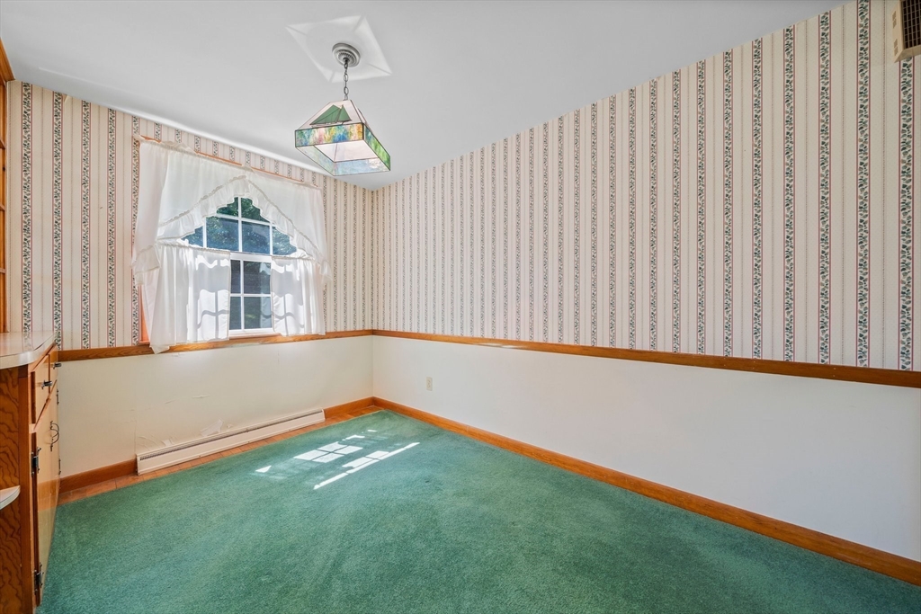 21 Jay Road Weymouth, MA 02190 - Photo 7 of 37 Gallery Image 7