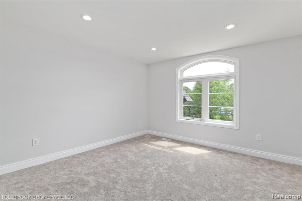 3461 Alpine Road Troy, MI 48084 - Photo 29 of 51 Gallery Image 29