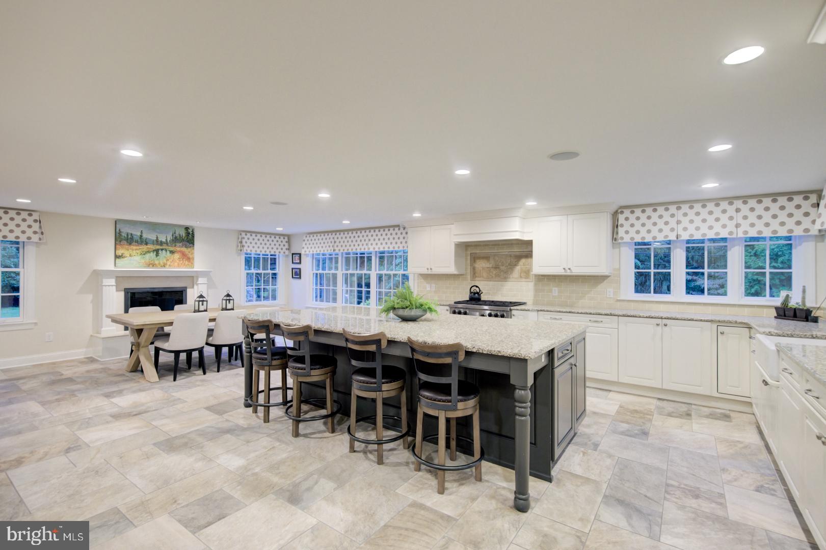 314 Bair Road Berwyn, PA 19312 - Photo 9 of 64 Kitchen & Breakfast Area
