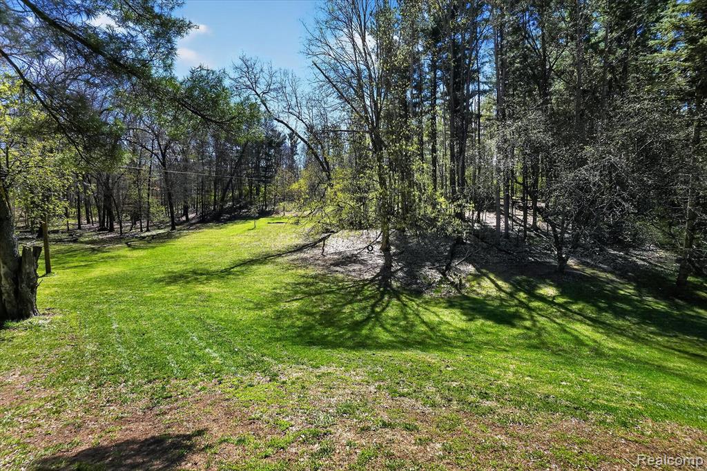 3301 Jewell Road Howell, MI 48843 - Photo 35 of 41