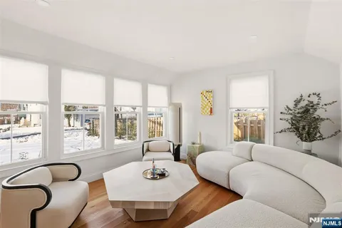 $949,000 | 403 Lawn Ridge Road, Orange, NJ 07050