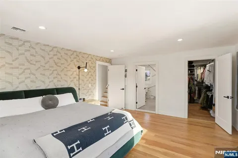 $949,000 | 403 Lawn Ridge Road, Orange, NJ 07050