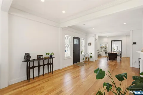 $949,000 | 403 Lawn Ridge Road, Orange, NJ 07050