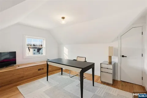 $949,000 | 403 Lawn Ridge Road, Orange, NJ 07050