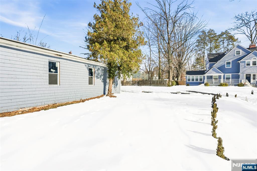 403 Lawn Ridge Road Orange, NJ 07050 - Photo 42 of 45