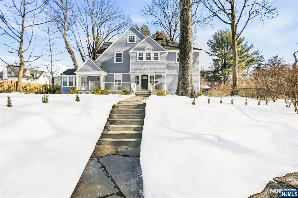 403 Lawn Ridge Road Orange, NJ 07050 - Photo 5 of 45