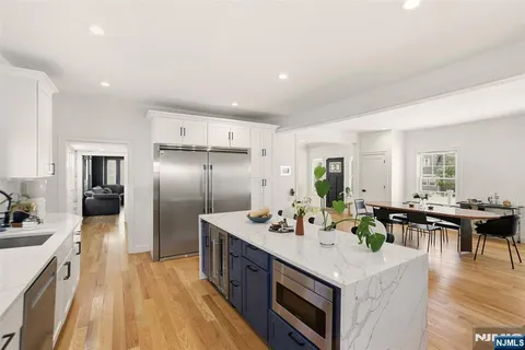 $949,000 | 403 Lawn Ridge Road, Orange, NJ 07050