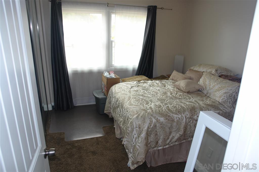 9487 Doheny Road Santee, CA 92071 - Photo 4 of 9