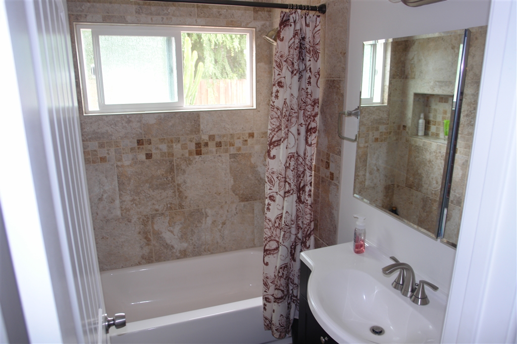 9487 Doheny Road Santee, CA 92071 - Photo 5 of 9