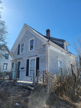 $49,900 | 127 Union Street, Calais, ME 04619