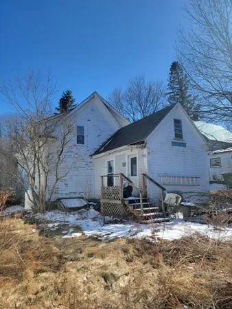$49,900 | 127 Union Street, Calais, ME 04619