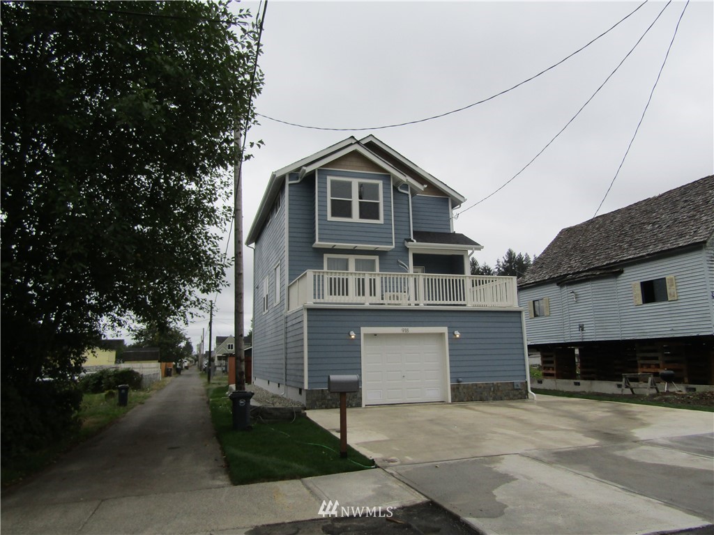 918 Ramer Avenue Hoquiam, WA 98550 - Photo 3 of 34 Gallery Image 3