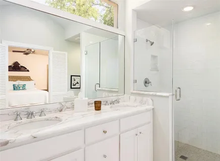 $3,400 | 5122 West Amherst Avenue, Dallas, TX 75209