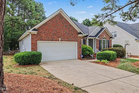 $500,000 | 404 Ravenstone Drive, Cary, NC 27518
