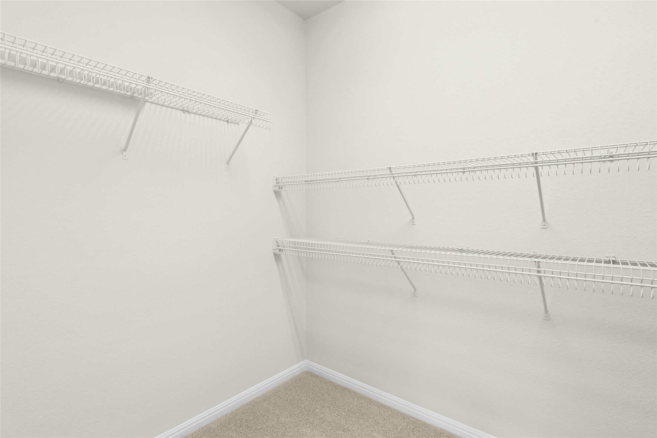 402 Colorado River Road Georgetown, TX 78633 - Photo 18 of 32 Main Bedroom Closet