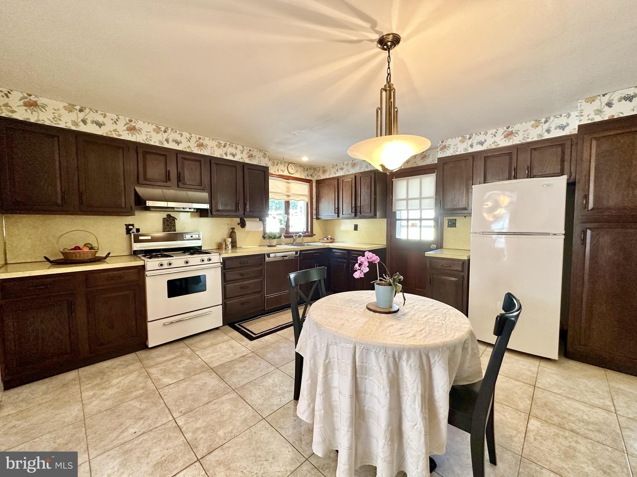 41 Harris Road Princeton, NJ 08540 - Photo 19 of 40 Kitchen