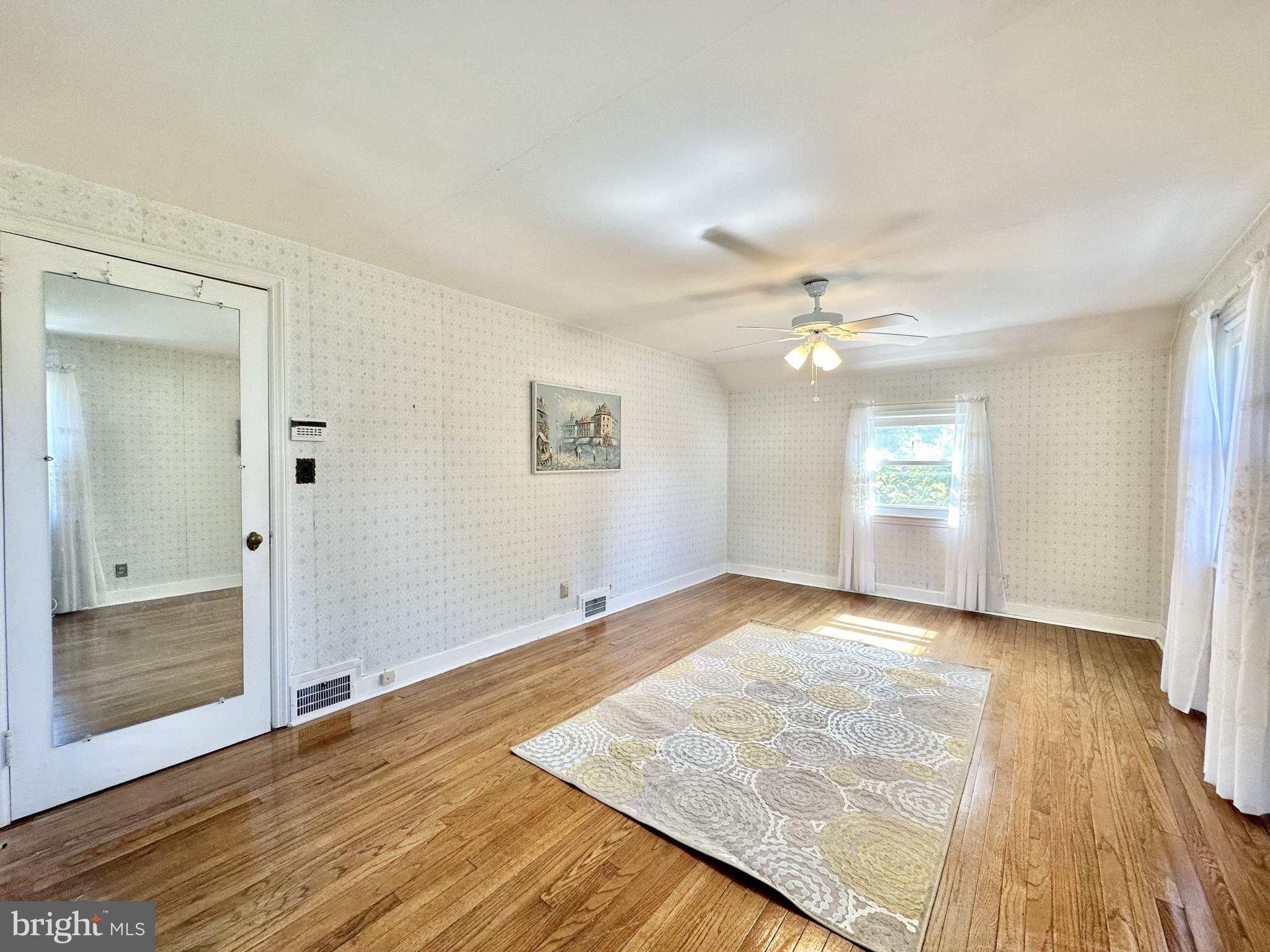 41 Harris Road Princeton, NJ 08540 - Photo 23 of 40 Second bedroom