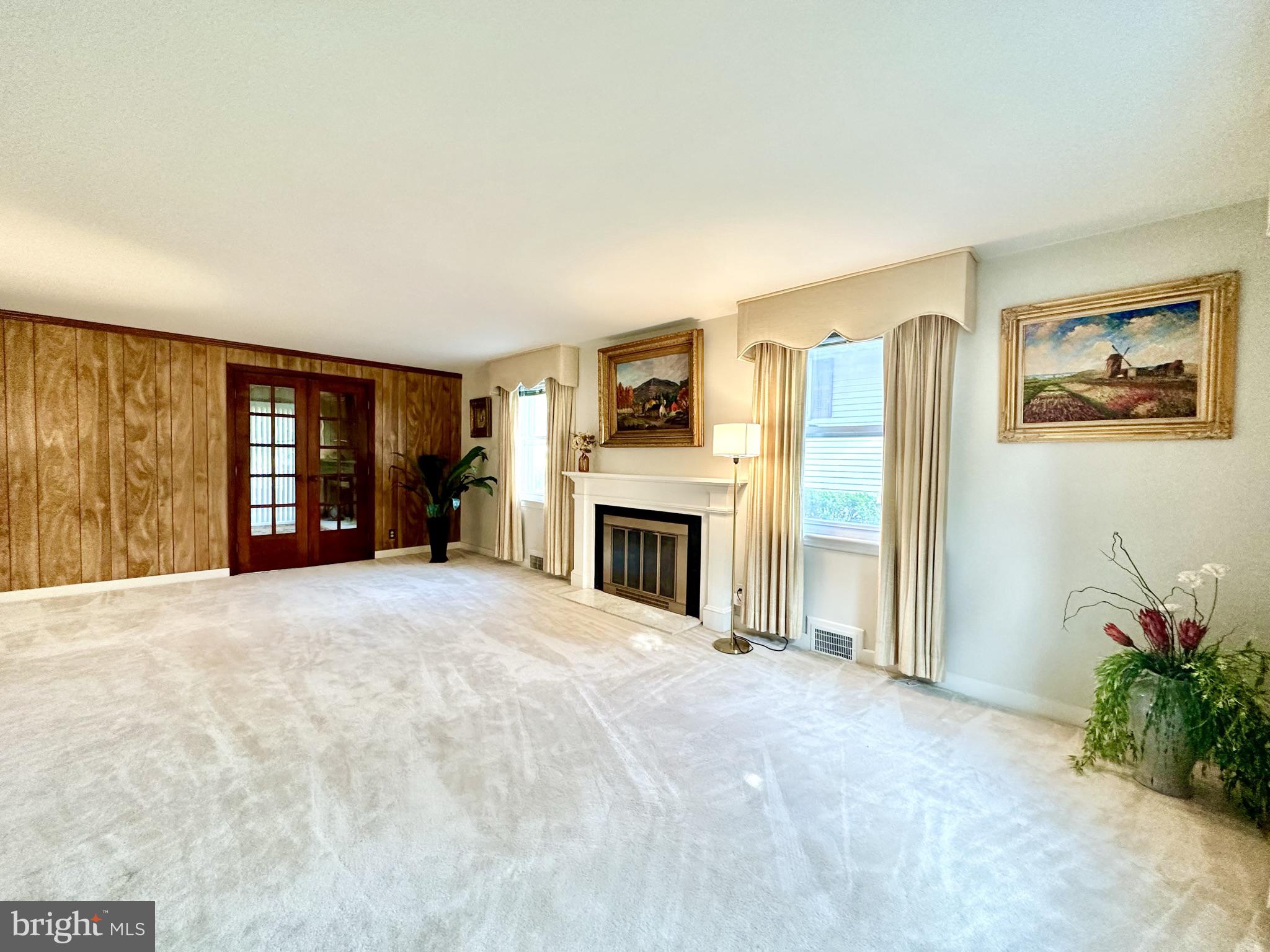 41 Harris Road Princeton, NJ 08540 - Photo 6 of 40 Living Room