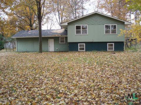 9325 Big Hand Road Columbus, MI 48063 - Photo 3 of 12 467906-2.JPG