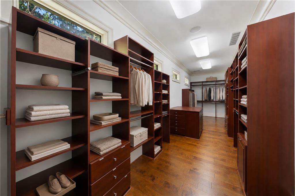 4500 Powers Ferry Road Northwest Atlanta, GA 30327 - Photo 16 of 50 Gallery Image 16
