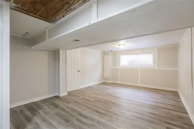 $1,955 | 314 Southeast Crescent Street, Lee's Summit, MO 64063