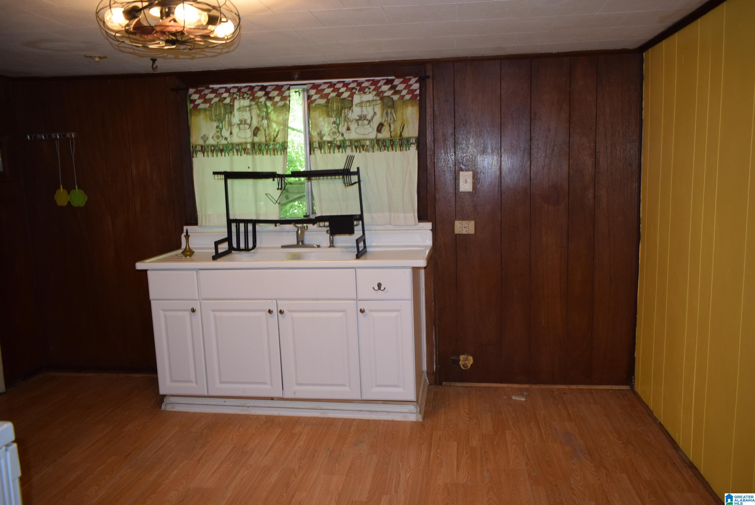 9410 Old Tennessee Pike Road Pinson, AL 35126 - Photo 9 of 16