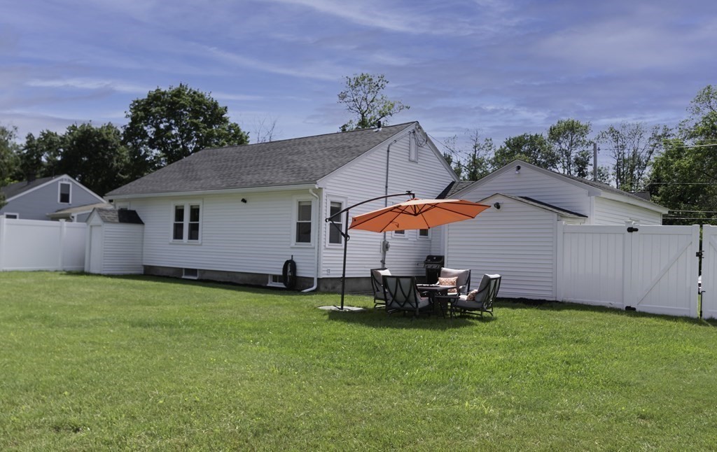 400 Waverly Road North Andover, MA 01845 - Photo 24 of 25 Gallery Image 24