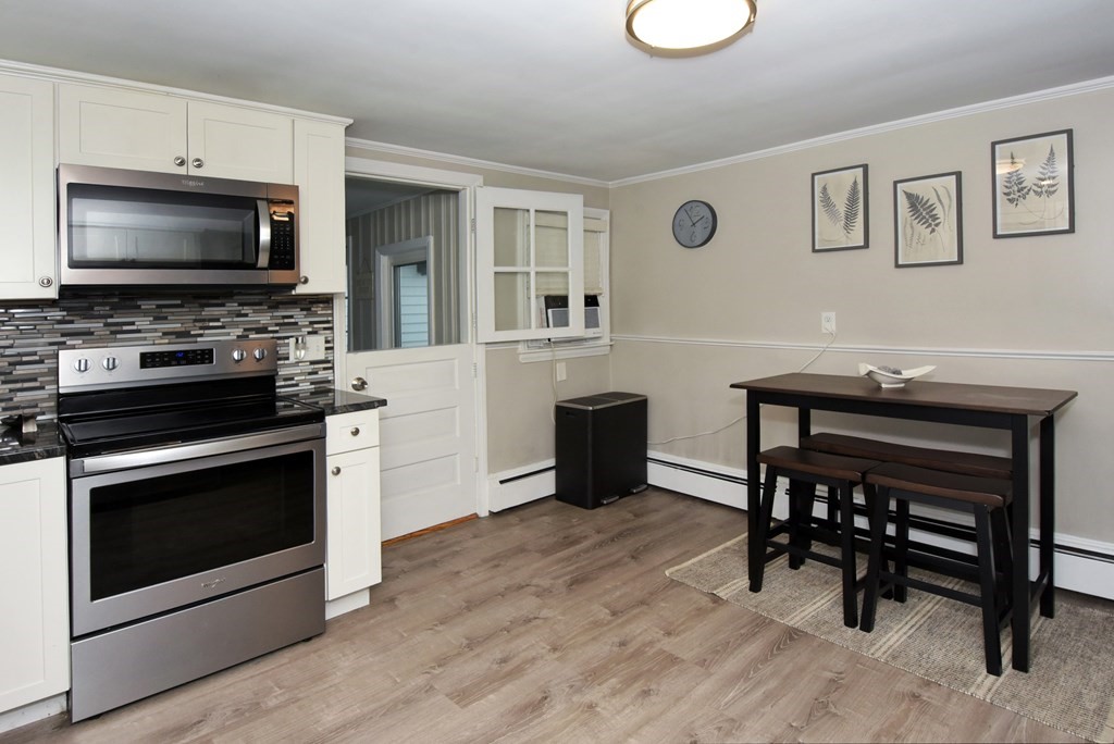 400 Waverly Road North Andover, MA 01845 - Photo 4 of 25 Gallery Image 4