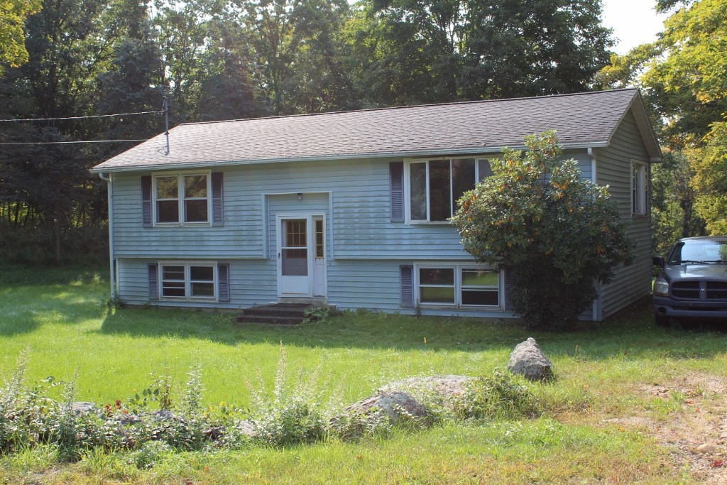 16 Old Warren Road West Brookfield, MA 01585 - Photo 1 of 11 Gallery Image 1