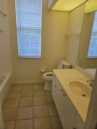 $3,595 | 5282 Far Oak Circle, Sarasota, FL 34238