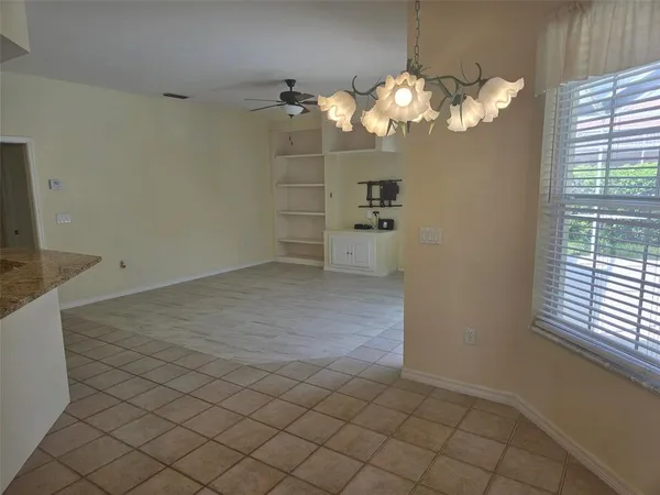 $3,595 | 5282 Far Oak Circle, Sarasota, FL 34238