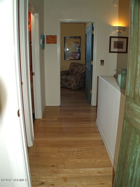 529 East Roger Road Tucson, AZ 85705 - Photo 19 of 49