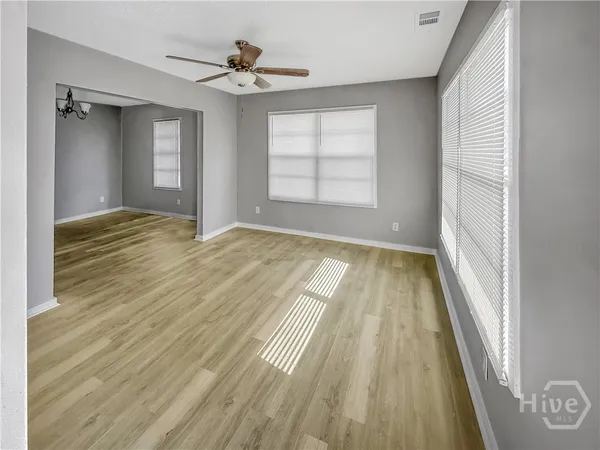 $1,500 | 1402 New Castle Street, Savannah, GA 31415