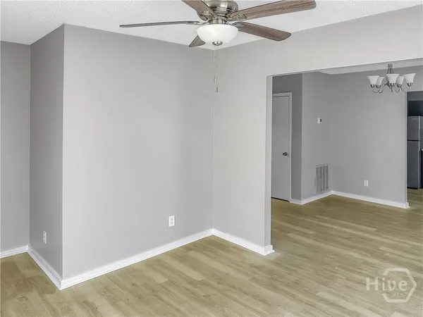 $1,500 | 1402 New Castle Street, Savannah, GA 31415