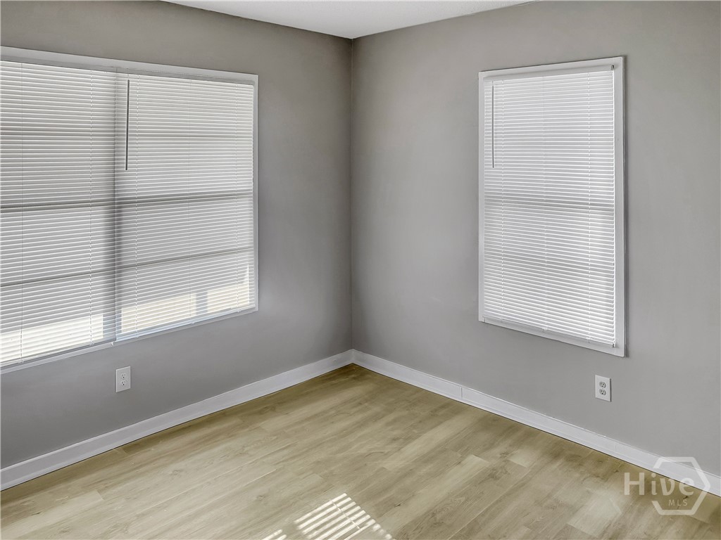1402 New Castle Street Savannah, GA 31415 - Photo 7 of 9