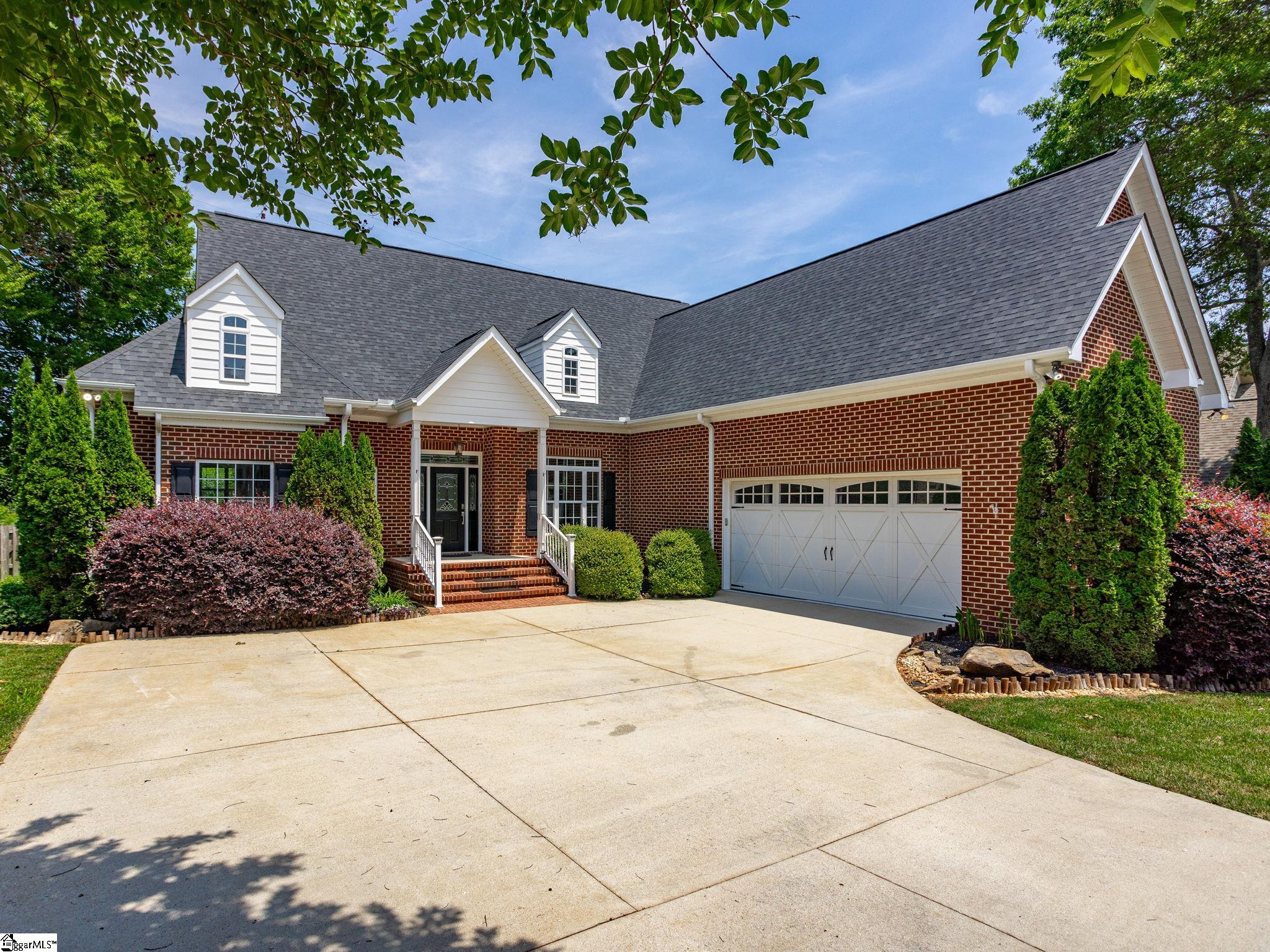 412 New Tarleton Way Greer, SC 29650 - Photo 2 of 36 Gallery Image 2