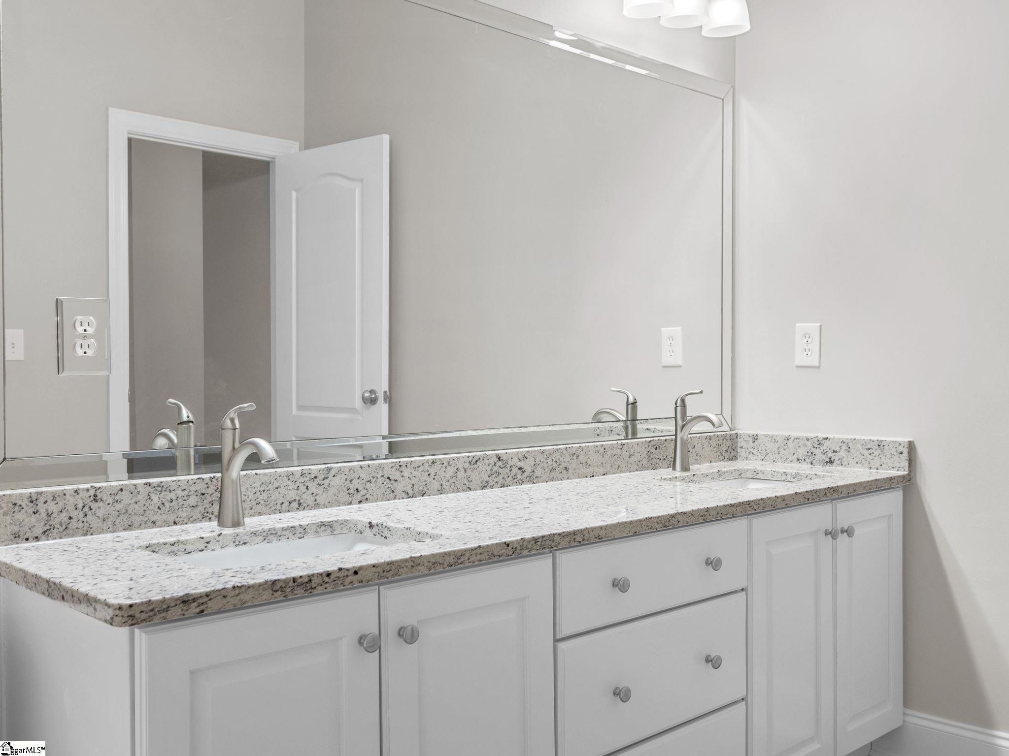 412 New Tarleton Way Greer, SC 29650 - Photo 28 of 36 Gallery Image 28