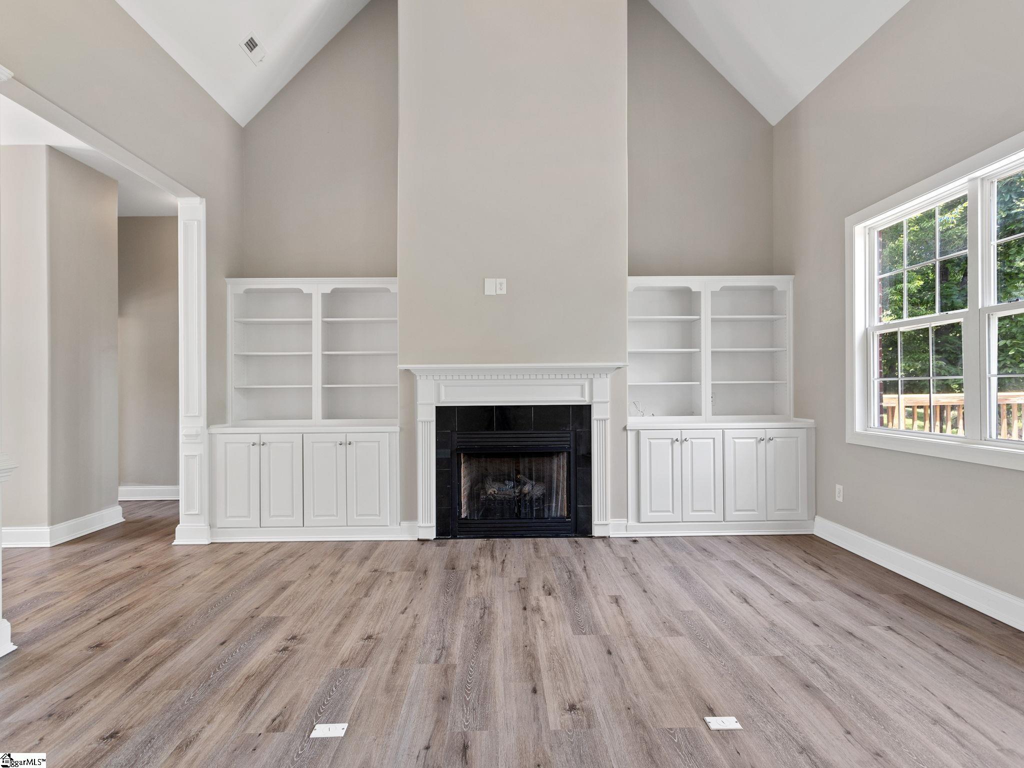 412 New Tarleton Way Greer, SC 29650 - Photo 6 of 36 Gallery Image 6