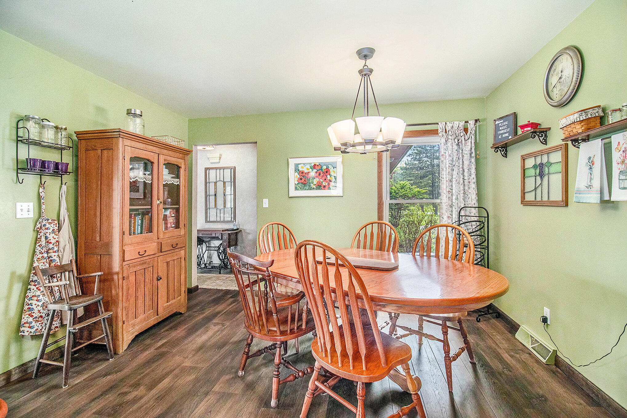2873 Geiger Road Ida, MI 48140 - Photo 8 of 29 Dining Area
